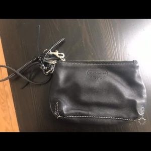 Women's Coach Clutch